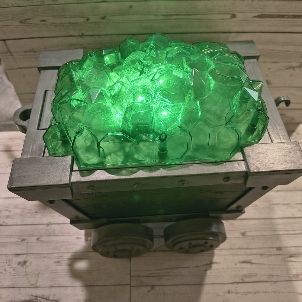 Brand New‎  Green Disney's Snow White AMC Popcorn Bucket Light Up Mine Cart in